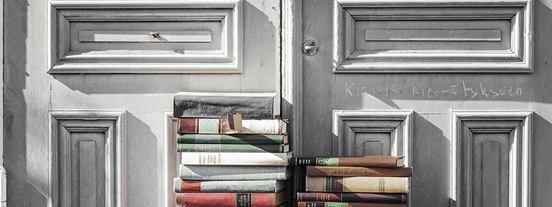 Lecturas recomedadas. Desde la adversidad, Santiago Alvarez. Bartleby, el escribiente, Herman Melville